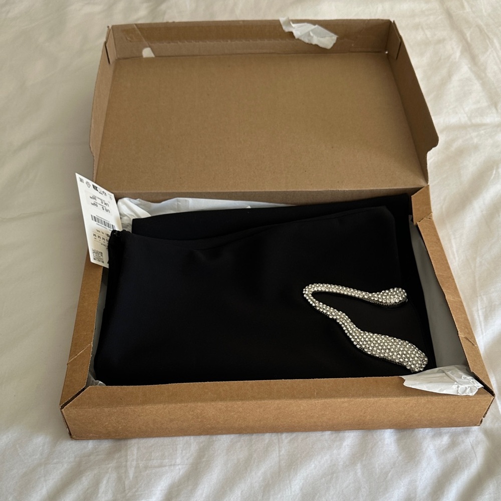 NWT Zara Black Mini Skirt with Pearl Detail sz Medium - Picture 4 of 8